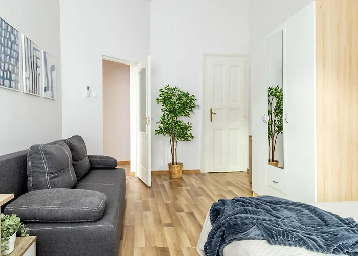 Urban Lights Apartment In Downtown Budapest